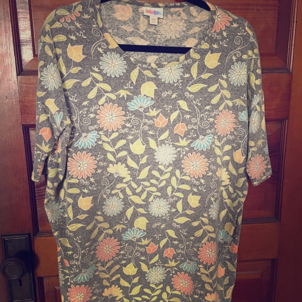 Lularoe XXS Irma Tunic (Standard Size S)